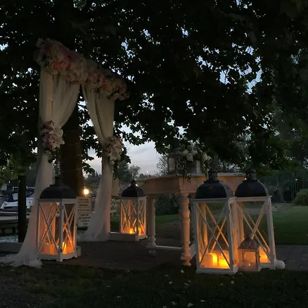 Duna Garden Szálloda