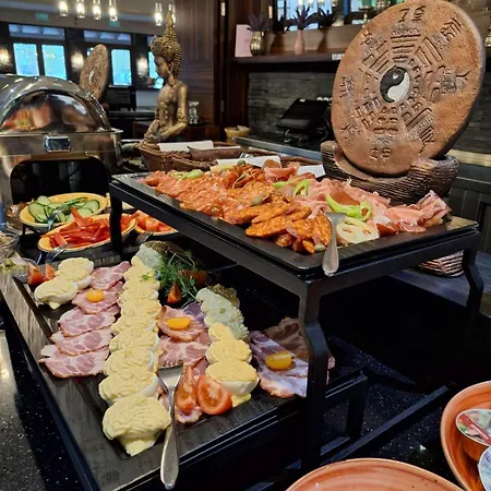 Duna Garden 4* Budapest