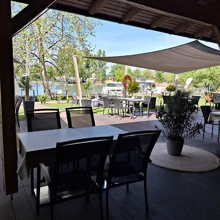 Duna Garden 4* Budapest
