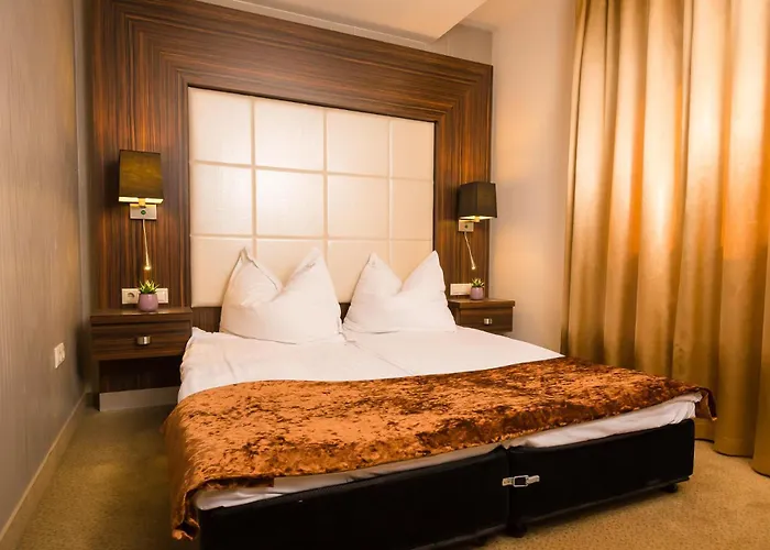 Hotell Duna Garden