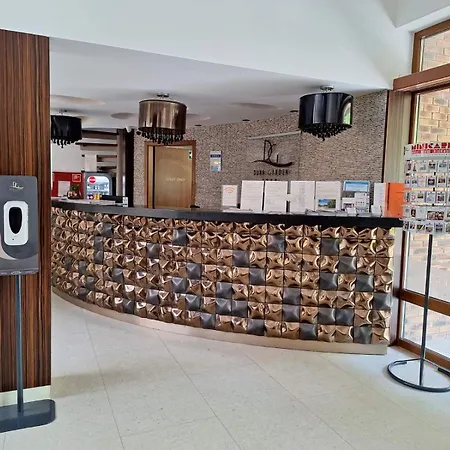 酒店 多瑙花园酒店