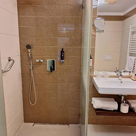 酒店 多瑙花园酒店