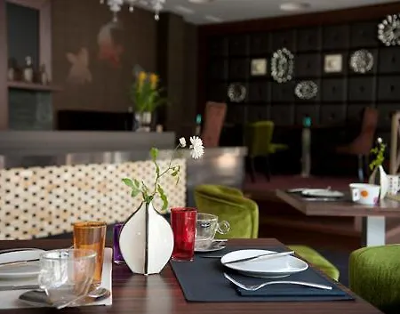 多瑙花园酒店 4*